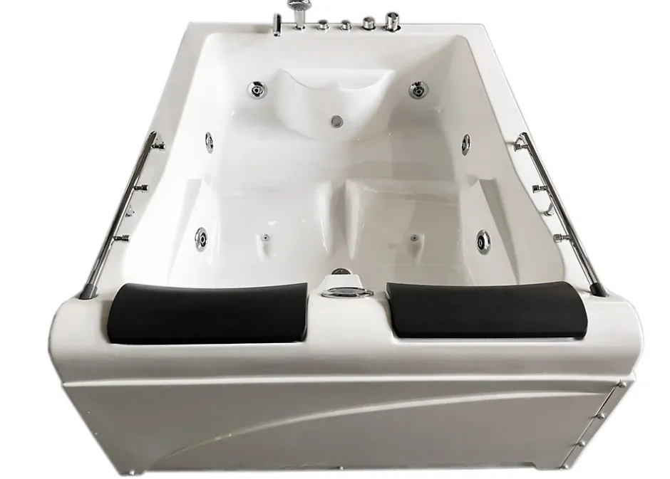 Eliteshopping Baignoire Balnèo Blanc 175 X 132 cm Chromothérapie 14 jets Fleur* Baignoire Balnéo