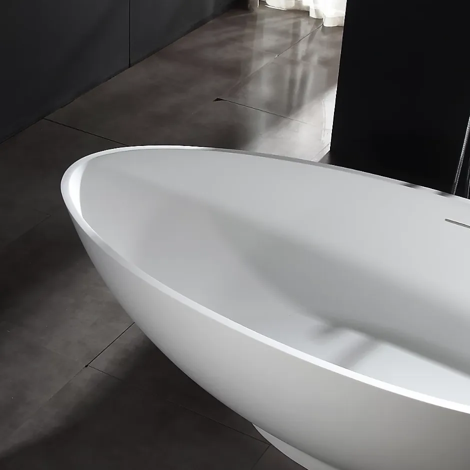 Bernstein Baignoire îlot Design en fonte minérale VIGO - blanc mat - Avec robinet mitigeur 1521, Sans siphon, 150x75cm
