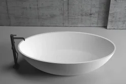 Bernstein Baignoire îlot ovale 180x85x52cm Blanc mat fonte minérale, isolation thermique - RIO STONE + robinet sur pied 8028, Sans siphon