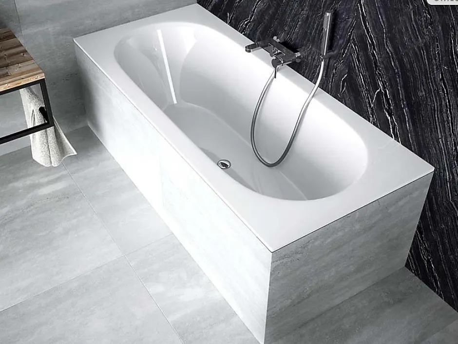 Besco Baignoire rectangulaire - 150 x 75 cm - sans Habillage - avec Pieds - Vidage Chrome - VITAE SLIM