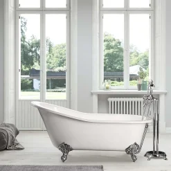 Rogier & Mothes Baignoire sur pieds en fonte petite taille ASHFORD Blanche 138 cm Pieds chromes* Baignoire Îlot