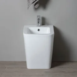 Kiamami Valentina Bidet Au Sol Carré En Céramique Murale - Rock* Bidet