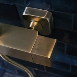 Essebagno Colonne de douche carrée thermostatique or brossé Square II