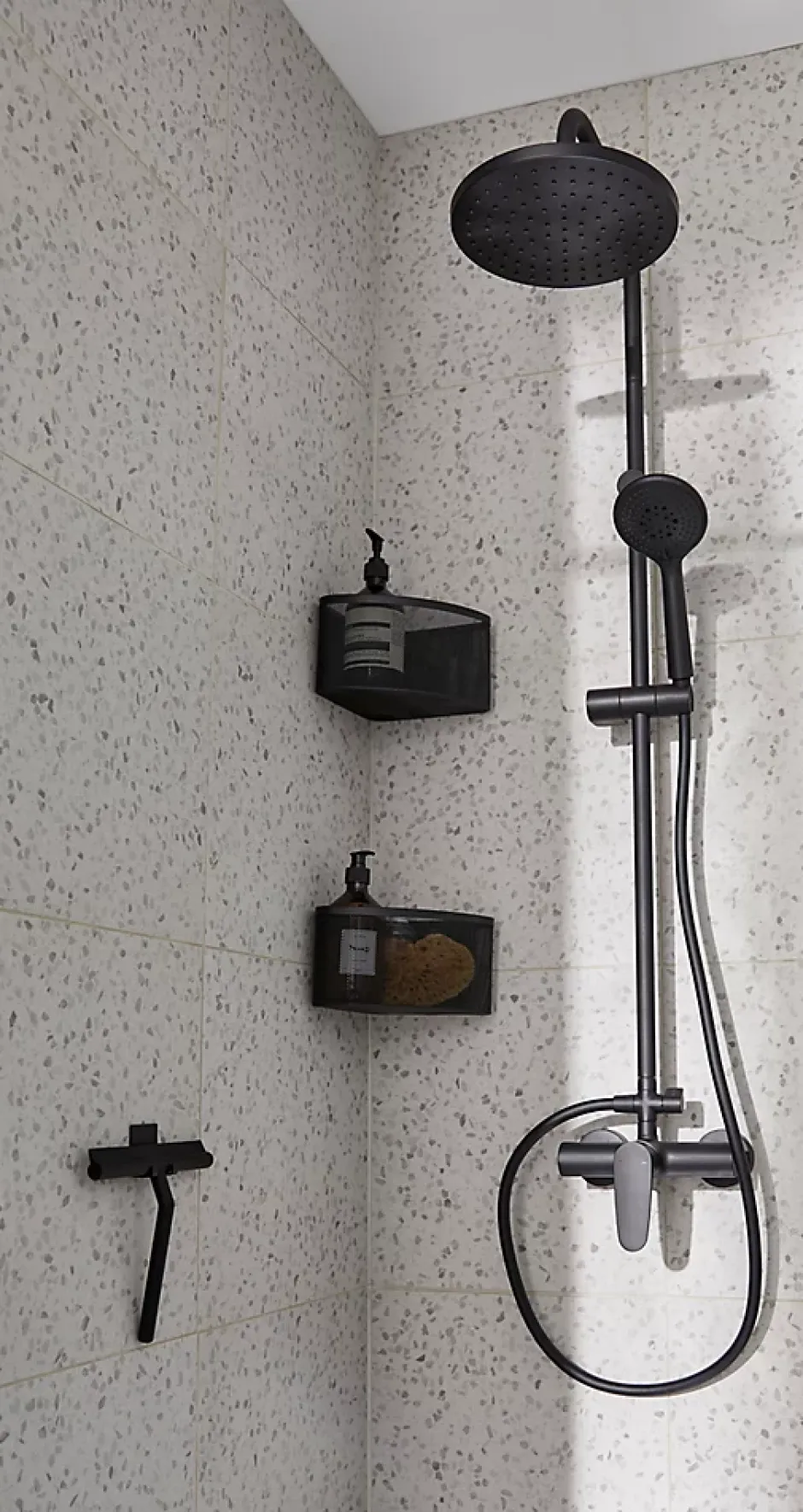 GoodHome Colonne de douche mécanique noire Cavally* Colonne De Douche Mécanique