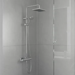 Hansgrohe Colonne de douche thermostatique Vernis Shape 230 chromé* Colonne De Douche Thermostatique