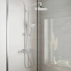 Hansgrohe Colonne de douche thermostatique Vernis Blend 200 Green chromé
