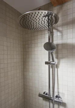 Cooke & Lewis Colonne de douche thermostatique GoodHome Weddell