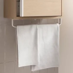 GoodHome Colonne de salle de bains suspendue avec porte-serviettes effet bois l.36 x H.115 x P.30 cm, Maza
