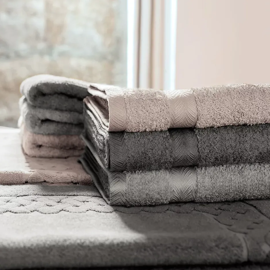 Linnea Drap de bain 100x150 cm ROYAL CRESENT Gris Craie 650g/m2