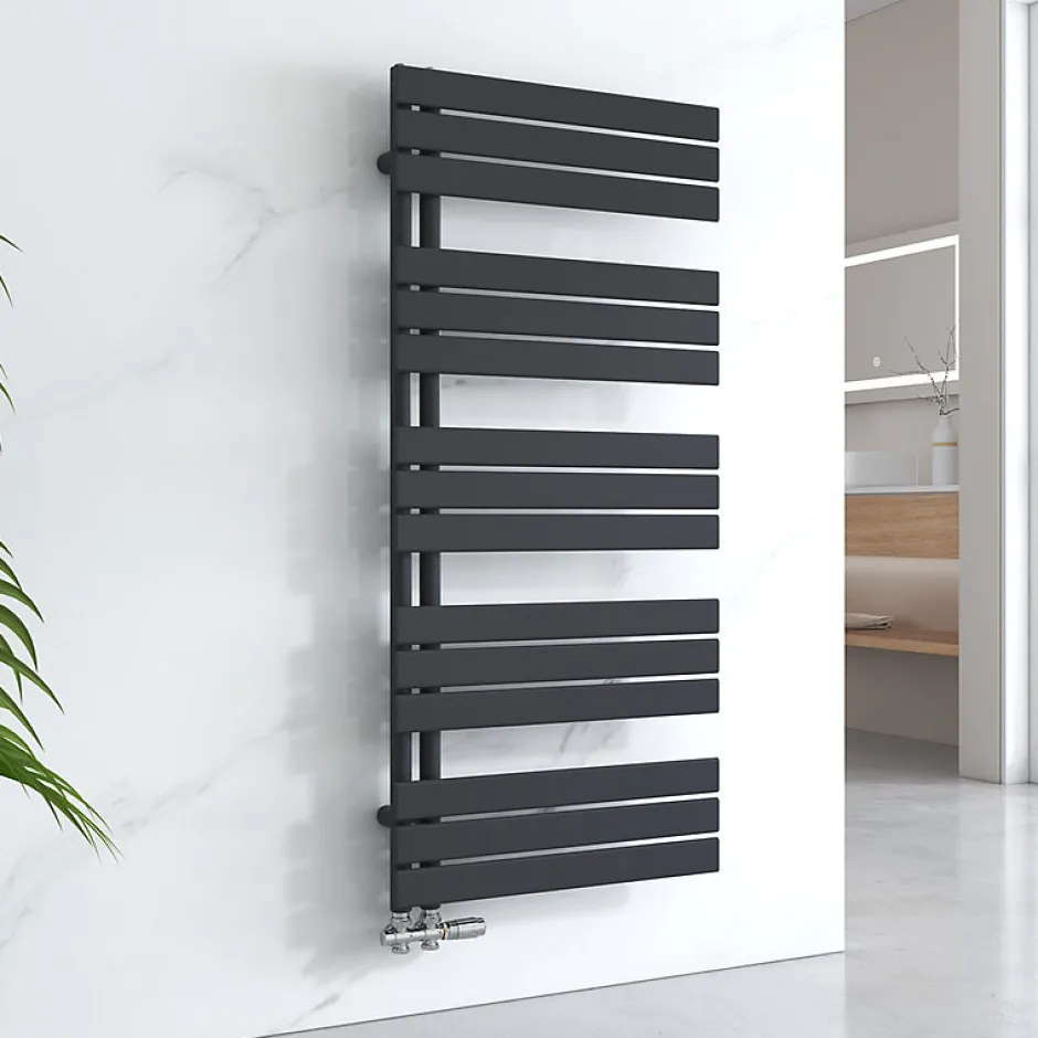 EMKE Sèche-serviettes à Eau Chaude Panneau Plat, Sèche-serviettes connexion latérale pour, Noir 1320x600mm 798Watts