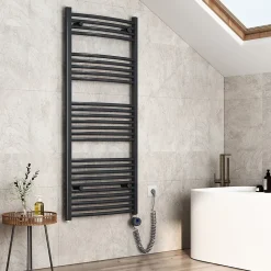 EMKE Sèche-serviettes électrique avec thermostat 140 x 60 cm, radiateur de salle de bain incurvé, gris anthracite, 600 watts