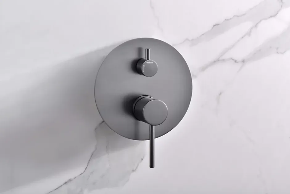 Imex Products Ensemble de douche CURVED à encastrer - mitigeur monocommande Canon de fusilChroméNoir matCanon de fusilOr brosséOr rose brossé E* Colonne De Douche Encastrable