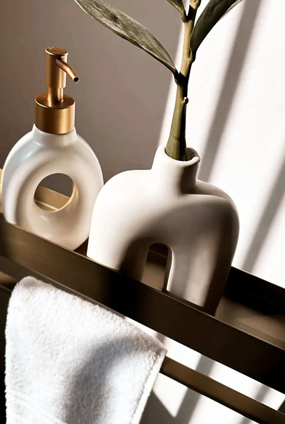 Rea ETAGÈRE DE SALLE DE BAIN SF01-600-BG BRUSH GOLD