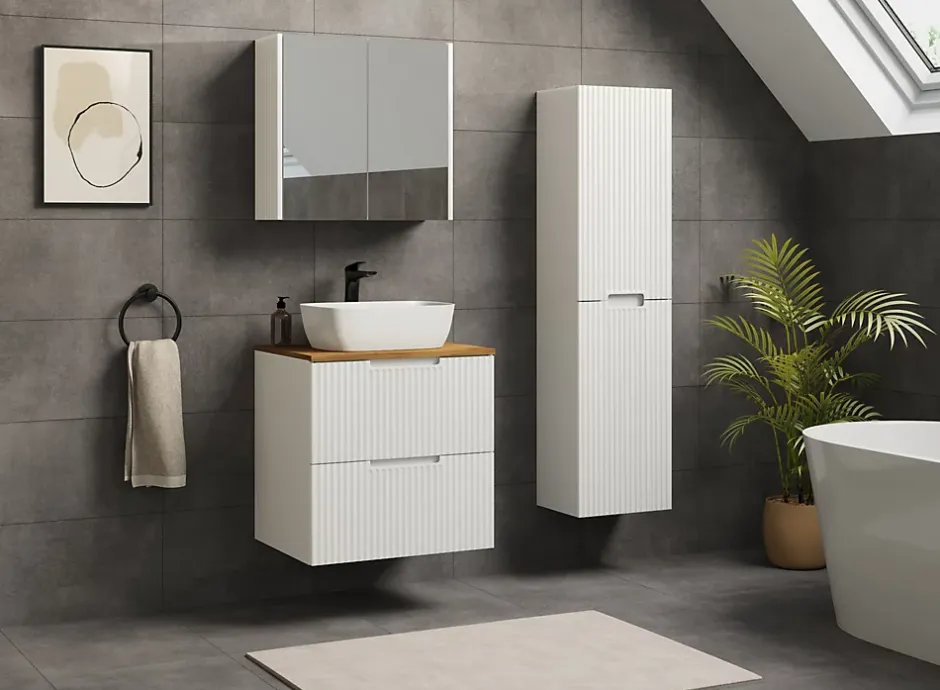 Furnidea Meuble colonne de salle de bain suspendu VENA blanc 36 x 136 cm
