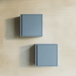 Kiamami Valentina Meuble De Salle De Bain Suspendu En Forme De Cube De 39 Cm Avec Porte Mate Bleu Ciel - Monaco