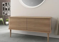 Baden Meuble sous-vasque à suspendre l.141 cm avec plan de toilette et pieds H.29 cm, effet chêne tabac, Idra