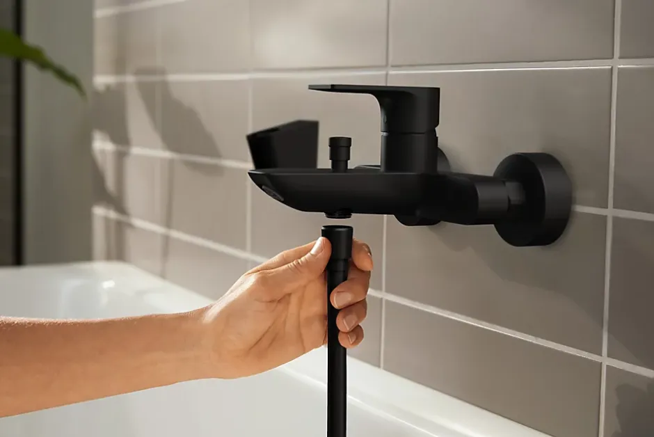 Mitigeur de baignoire Rebris E Noir mat