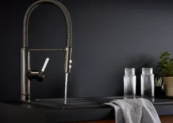 GoodHome Mitigeur de cuisine avec douchette noir Gevuina* Evier Et Robinet De Buanderie
