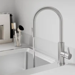GoodHome Mitigeur de cuisine avec douchette effet inox brossé Zanthe