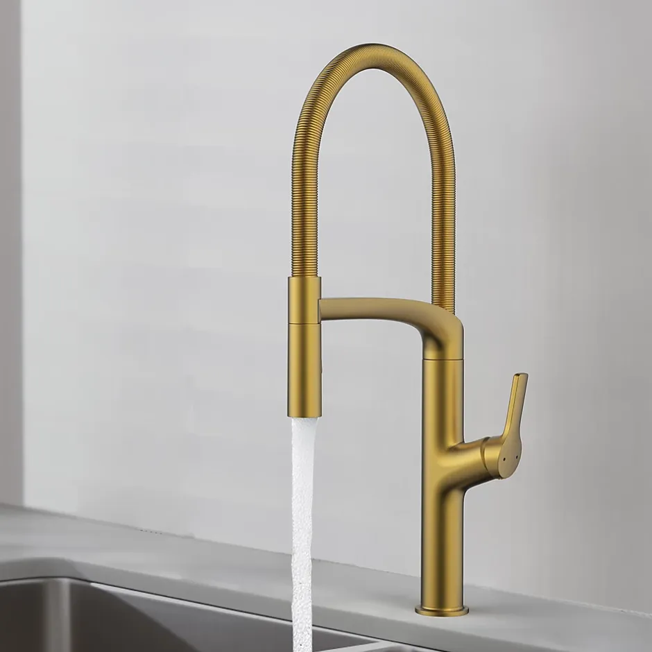 GoodHome Mitigeur de cuisine avec douchette effet laiton doré Arbane