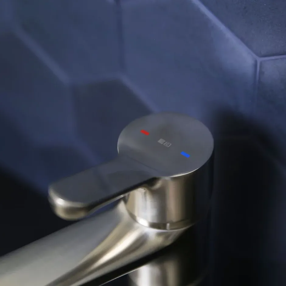 Essebagno Mitigeur de cuisine inox Sool* Evier Et Robinet De Buanderie