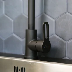 Essebagno Mitigeur de cuisine noir Baltic