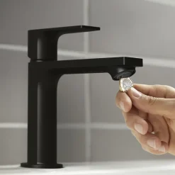 Hansgrohe Mitigeur de lavabo avec tirette et vidage noir mat, Rebris E 110 CoolStart