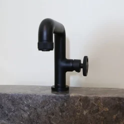 Essebagno Mitigeur de lavabo H.18 cm, noir, Factory
