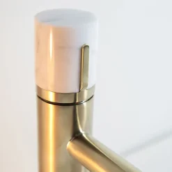 Essebagno Mitigeur lavabo bas avec vidage en laiton doré et marbre blanc, Manopola* Robinet Lavabo Et Vasque