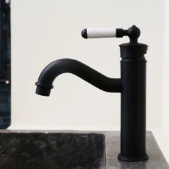 Essebagno Mitigeur lavabo bas noir Leeds