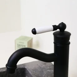 Essebagno Mitigeur lavabo bas noir Leeds