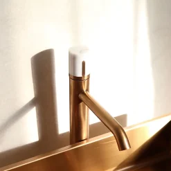Essebagno Mitigeur lavabo XL cuivre et marbre blanc, Manopola
