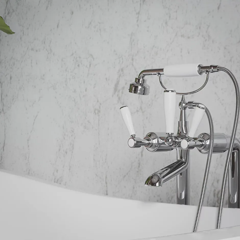 Mon Marché Déco Panneau Douche PVC Marbre de Carrare - L. 240 x l. 100 x ép. 1 cm