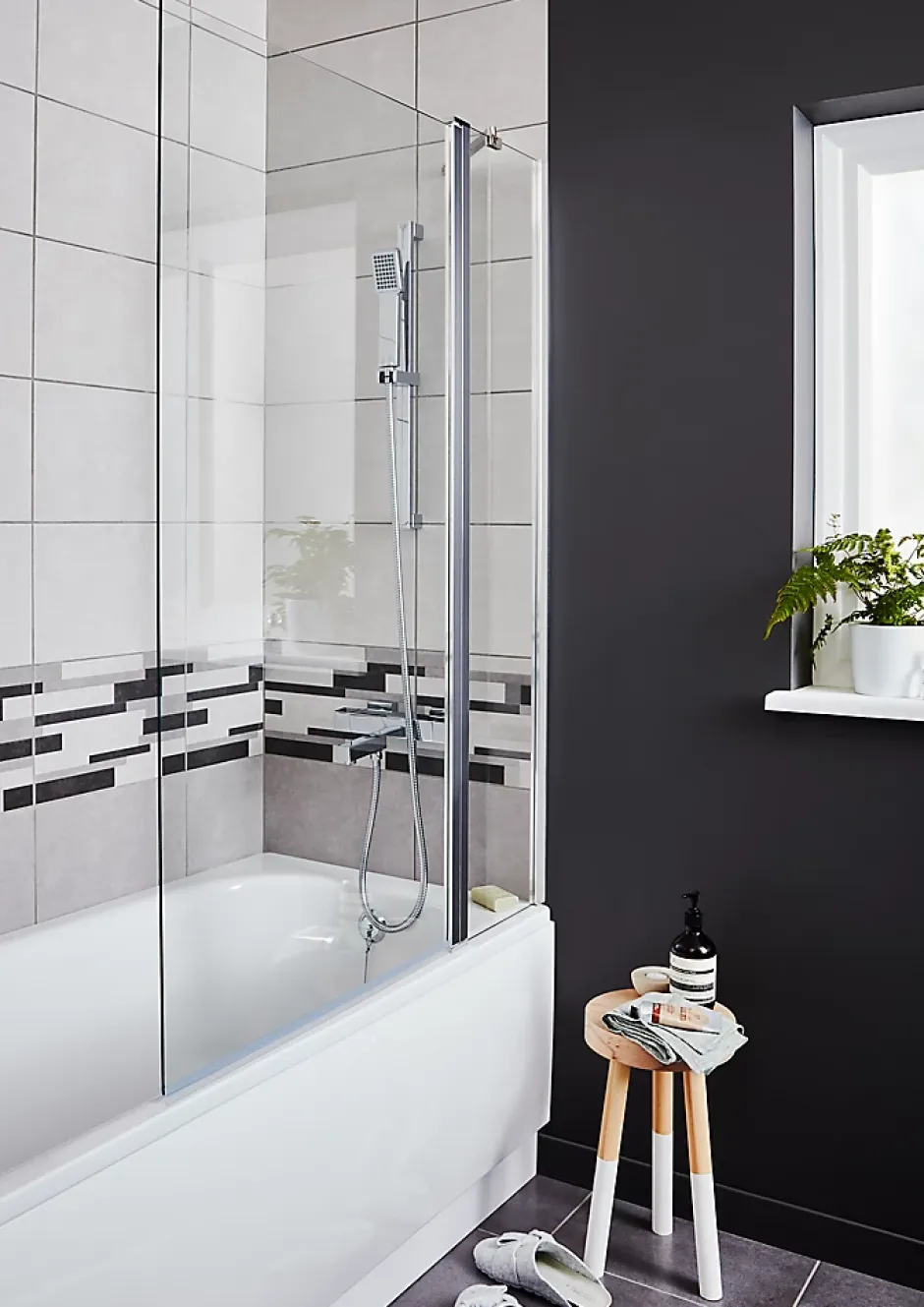 GoodHome Pare-baignoire 2 volets verre transparent profilé finition poli Calera H. 140 x l. 104 cm* Pare-Baignoire