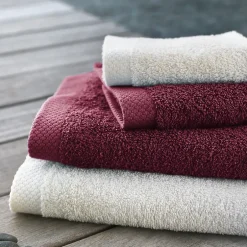 Linnea Parure de bain 6 pièces PURE Bordeaux 550g/m2* Serviette De Bain