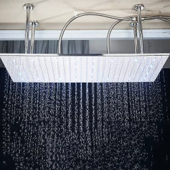 Signature plafonnier chrome LED 80x40 cm avec 4 piliers