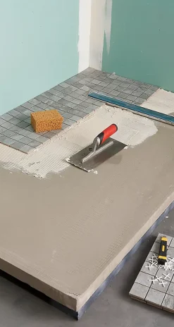 Qboard Receveur de douche à carreler 90 x 140 cm, caniveau extra-plat, Liquid