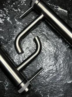 Rea Robinet De Lavabo Lungo Grip Low Titanium* Robinet Lave-Mains