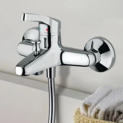 Autres Robinet de salle de bain mitigeur bagnoire et douche en laiton chromé