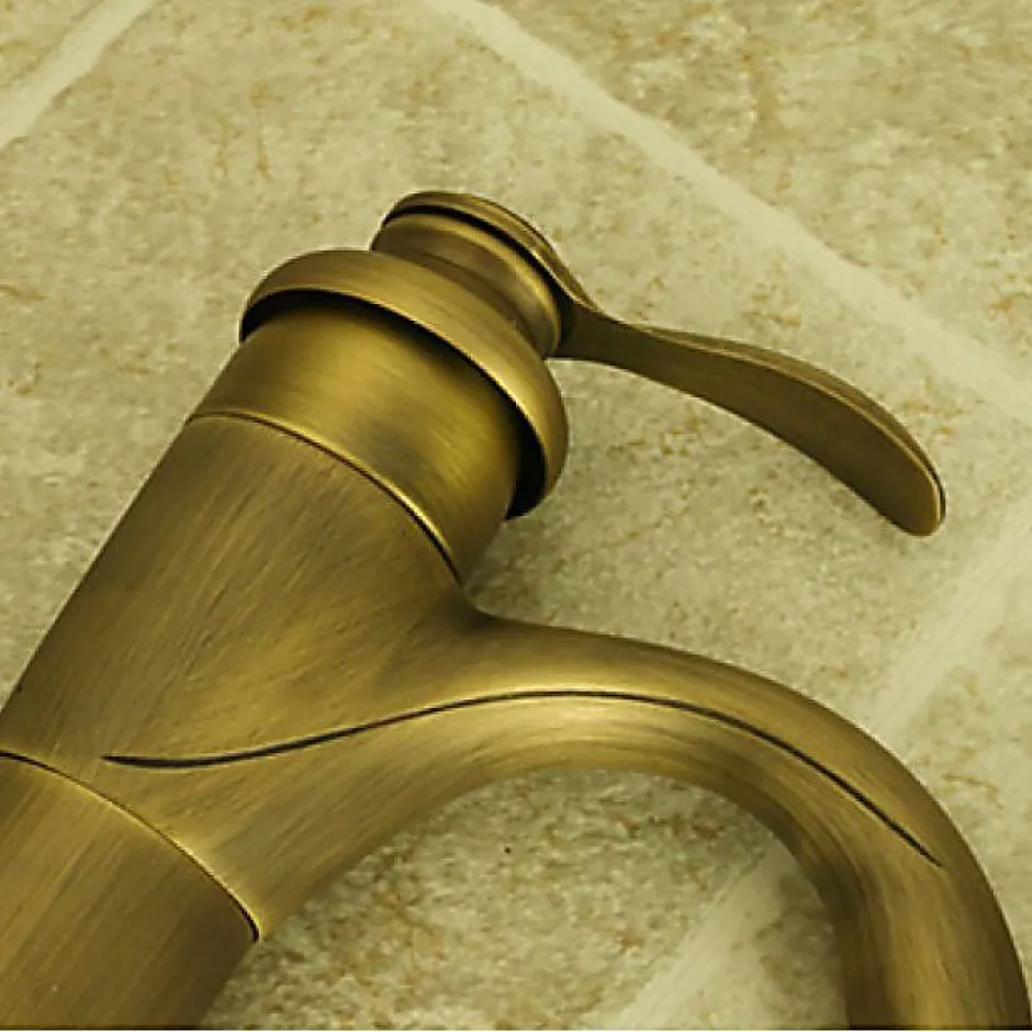 Kroos Robinet lavabo, finition en laiton pour un style classique