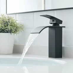 Saniverre Robinet mitigeur TIBRE bec cascade extra-plat noir chromé -