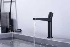 Bernstein Robinet pour lavabo vasque et évier design en laiton peu bruyant et économe en eau - H. 21,5cm - Noir (mat)* Robinet Lave-Mains