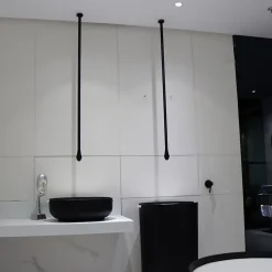 Bernstein Robinetterie pour installation au plafond DROP 135 - longueur 135cm - finition Noir mat