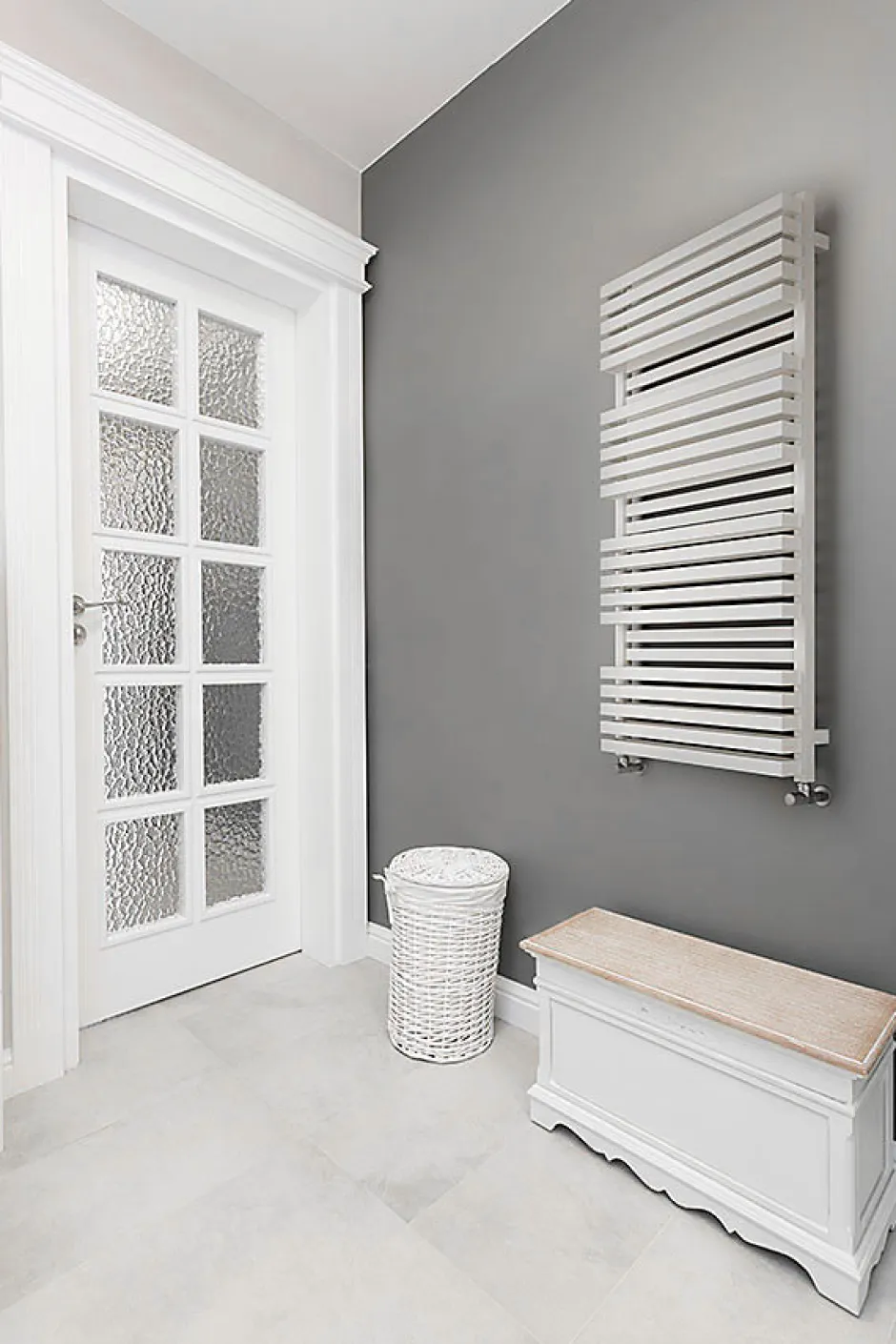 Matisere Sèche-serviette électrique blanc de 1185mm de haut et 600mm de large - 1200 Watt - QUA1185/600BSOAE8B