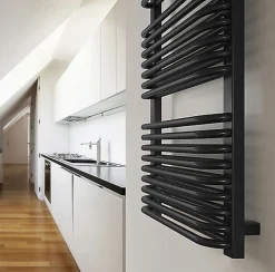 Matisere Sèche-serviette électrique noir de 1260mm de haut et 540mm de large - 1000 Watt - TYT1260/540E1NBLO* Sèche-Serviettes Soufflant