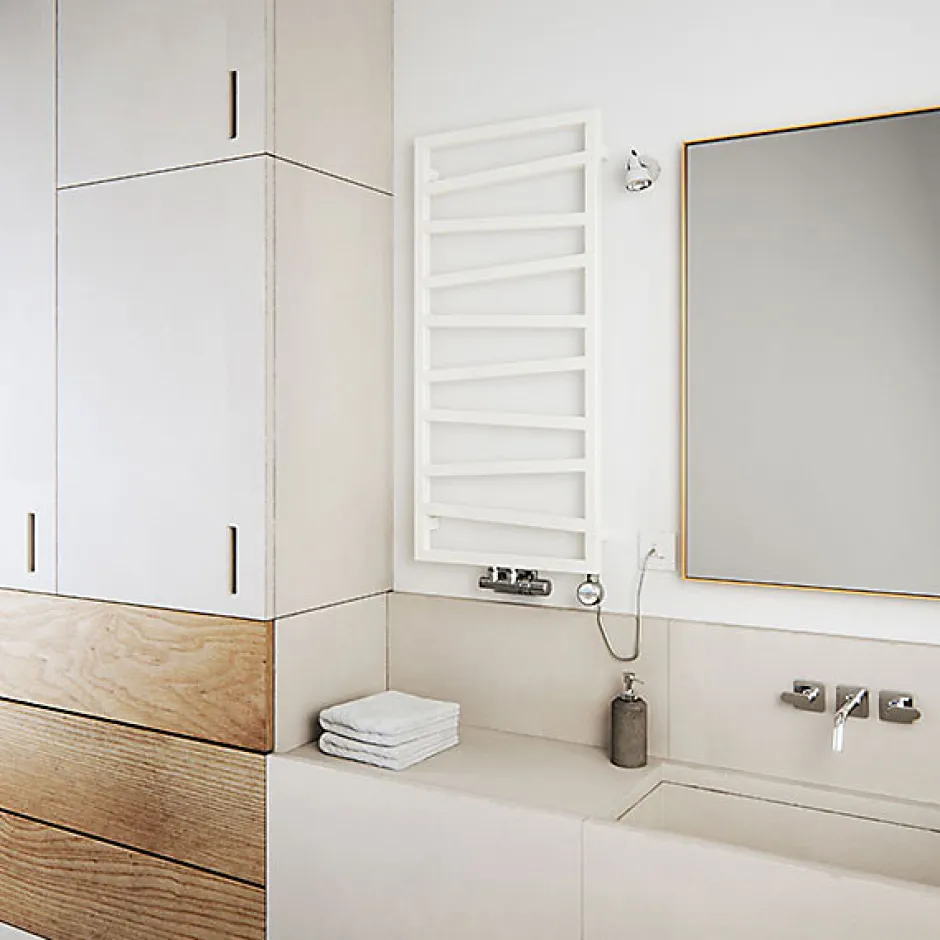 Matisere Sèche-serviette mixte blanc de 1545mm de haut et 500mm de large - 581 Watt - ZIG1545/500KDZ8B