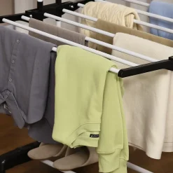 Homcom Sechoir à linge étendoir pliable 3 niveaux 2 ailes latérales à cintres acier blanc PP noir