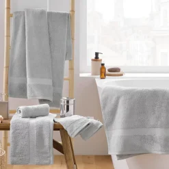 Eden Serviette ou drap de douche 70 x 130 cm Elegante gris perle