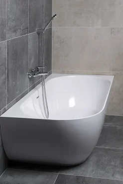 Swiss Aqua Technologies Nelly 175x82 cm Baignoire droite Autoportante orientation droite en marbre coulé, Blanc (NEL1700P)* Baignoire Droite